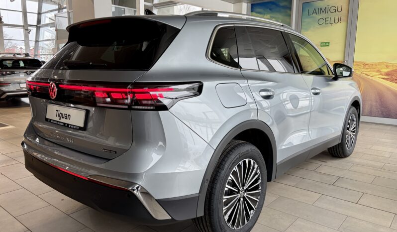 
Jauns VW Tiguan Elegance full									