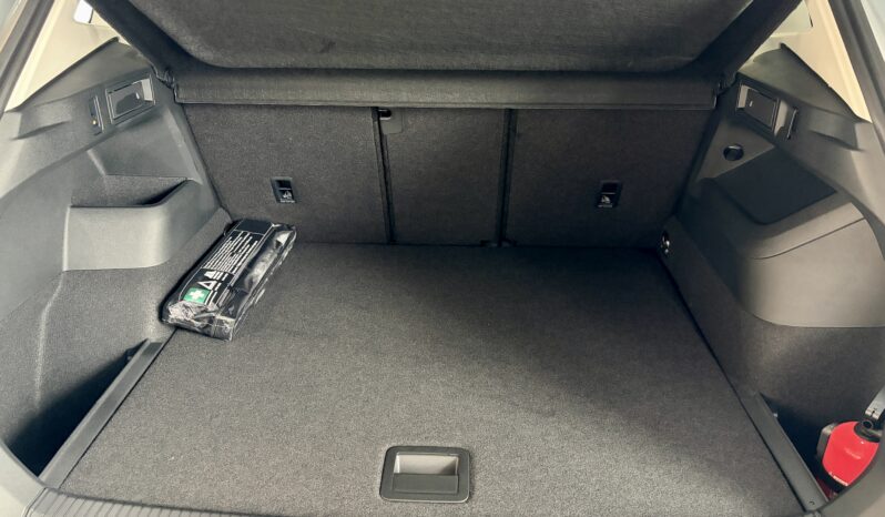
Jauns VW Tiguan Elegance full									