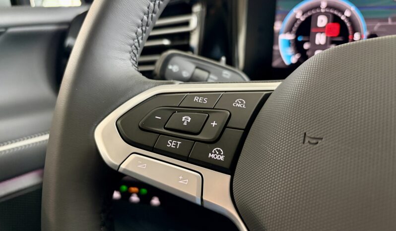 
Jauns VW Tiguan Elegance full									