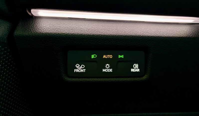 
Jauns VW Tiguan Elegance full									