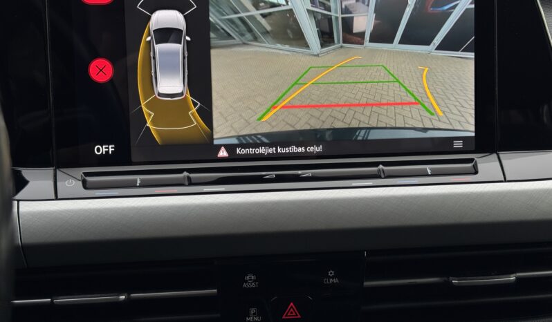 
Volkswagen Golf Variant Life 2.0 full									