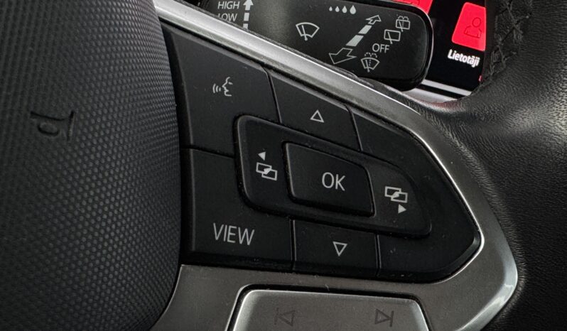
Volkswagen Golf Variant Life 2.0 full									