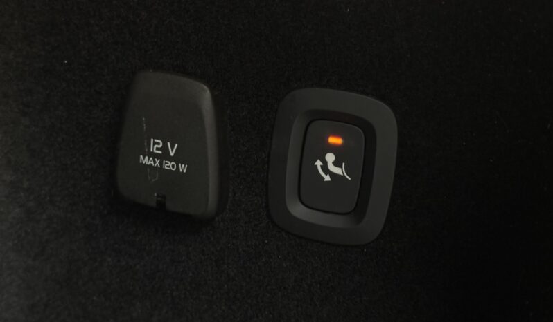 
Volvo V60 D3 2.0 full									