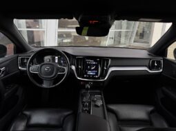 
Volvo V60 D3 2.0 full									