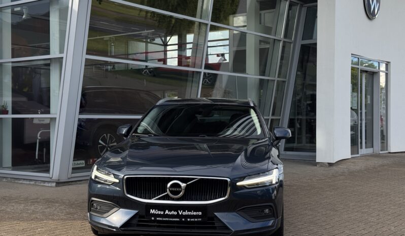 
Volvo V60, D3, 2.0D, Tumši zils full									