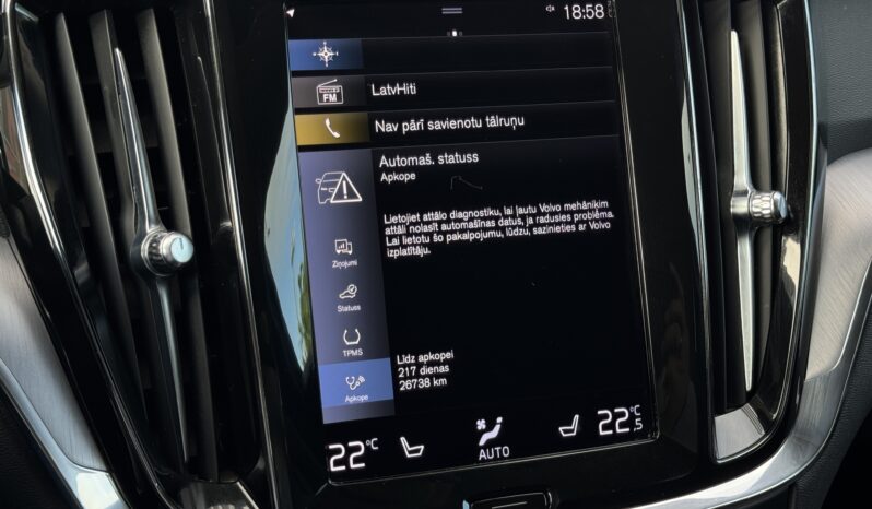 
Volvo V60, D3, 2.0D, Tumši zils full									