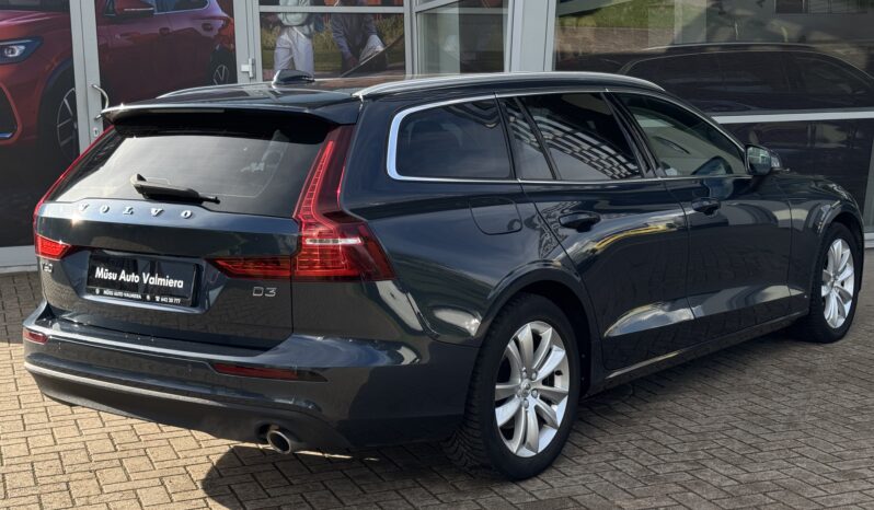 
Volvo V60, D3, 2.0D, Tumši zils full									