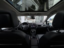 
Volkswagen Touran, 1.5Tsi, 150Zs full									
