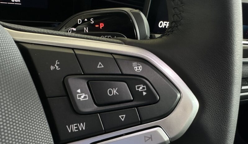 
VW T-Roc Life full									