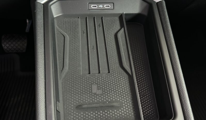 
VW T-Roc Life full									
