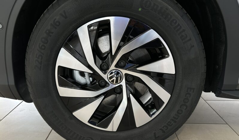 
VW T-Roc Life full									