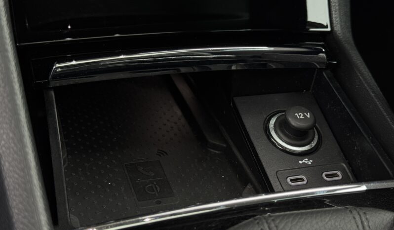 
Škoda Kodiaq, 1.5Tsi, balts full									