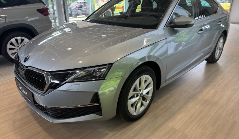 
Škoda Octavia full									