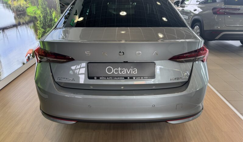 
Škoda Octavia full									