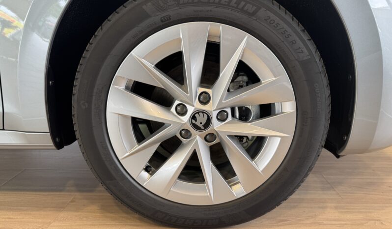 
Škoda Octavia full									