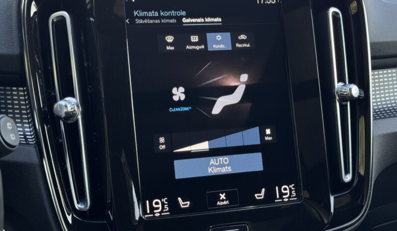 
Volvo Xc40, T3, 1, 5 benzīns,balta full									