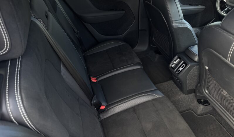 
Volvo Xc40, T3, 1, 5 benzīns,balta full									