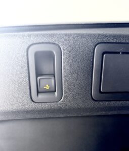 
Volkswagen Tiguan, 1.5 Tsi, 150Zs, Automāts,Pelēka full									