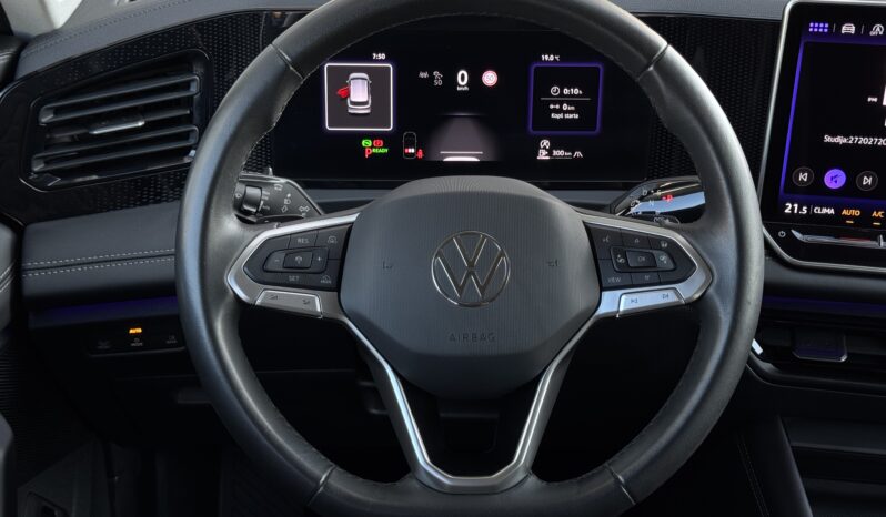 
Volkswagen Tiguan, 1.5 Tsi, 150Zs, Automāts,Pelēka full									