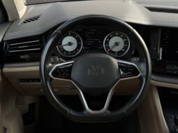 
Volkswagen Touareg, 3.0Tdi, 228Zs,sarkana full									
