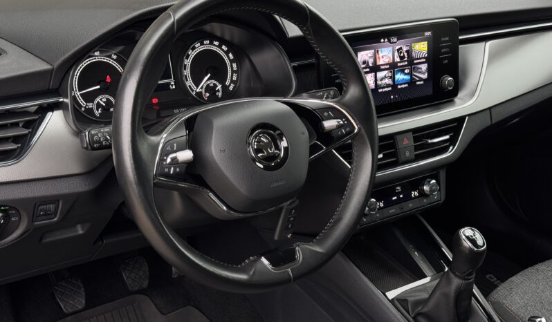 
Škoda Kamiq Ambition Clever, 1.0tsi,manuāls,pelēka full									