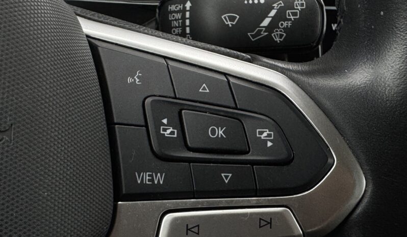 
VW T-Cross Style, 1.0benzīns,balta full									