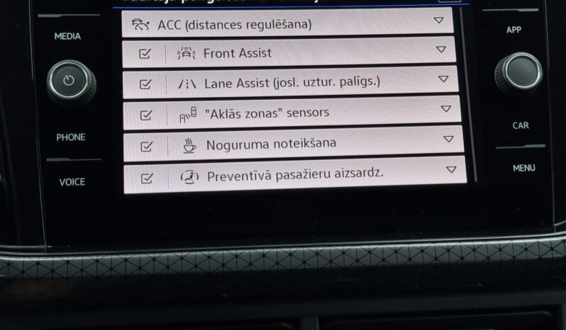 
VW T-Cross Style, 1.0benzīns,balta full									