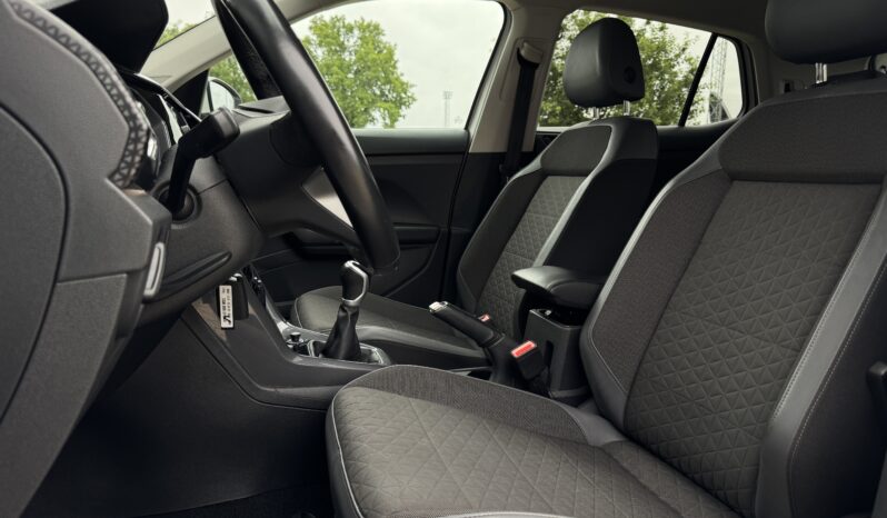 
VW T-Cross Style, 1.0benzīns,balta full									