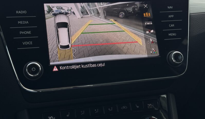 
Skoda Superb Combi 2.0 Tdi,balta full									