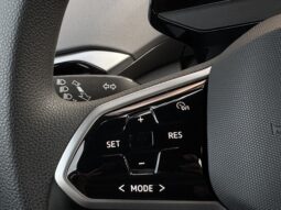 
Volkswagen ID. 4 Pro Performance,melna full									