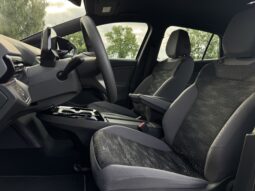 
Volkswagen ID. 4 Pro Performance,melna full									