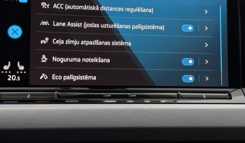 
Volkswagen Golf Variant Life, 2.0Tdi,pelēka full									