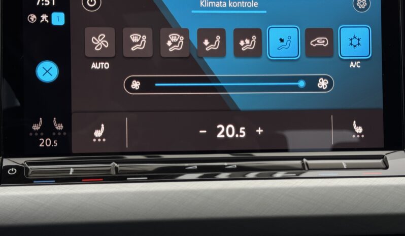 
Volkswagen Golf Variant Life, 2.0Tdi,pelēka full									