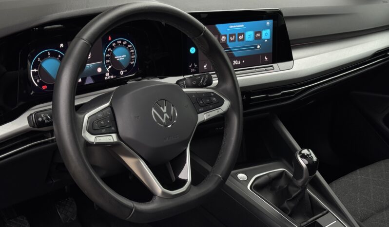 
Volkswagen Golf Variant Life, 2.0Tdi,pelēka full									