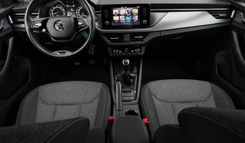 
Škoda Kamiq Ambition Clever, 1.0tsi,manuāls,pelēka full									