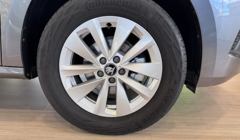 
Škoda Kamiq Selection full									