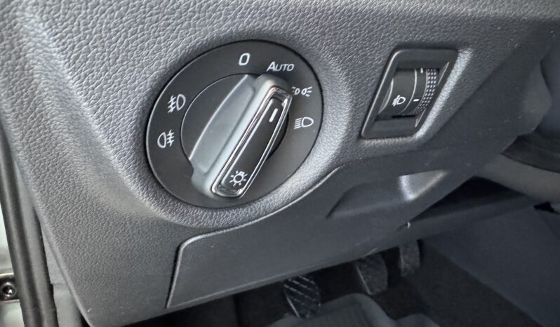 
Škoda Kamiq Selection – Manual full									