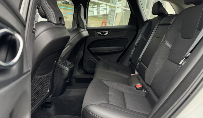 
Volvo Xc60, 2.0D,balta full									