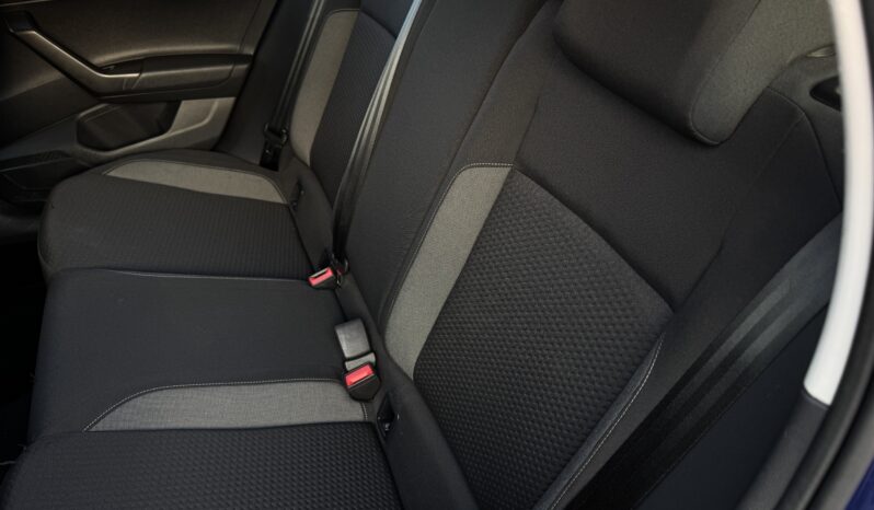 
Volkswagen Taigo Life, 1.0 ,zila full									