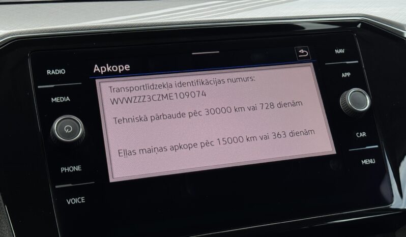 
VW Passat B8,2.0TDI,autom.,melna full									
