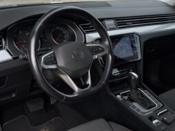 
VW Passat B8,2.0TDI,autom.,melna full									