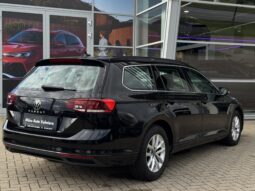
VW Passat B8,2.0TDI,autom.,melna full									