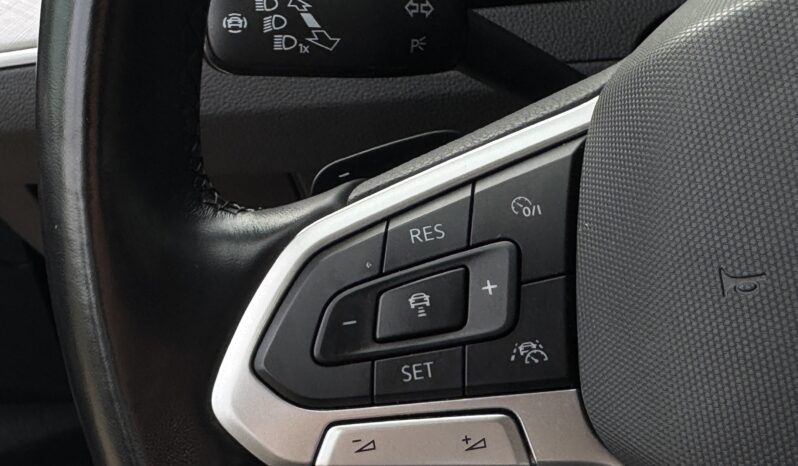 
VW Passat B8,2.0TDI,autom.,melna full									