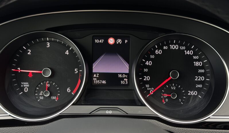 
VW Passat B8,2.0TDI,autom.,melna full									