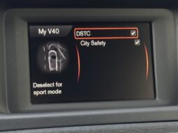 
Volvo V40 R-Design, 2.0Tdi,manuāls,melna full									