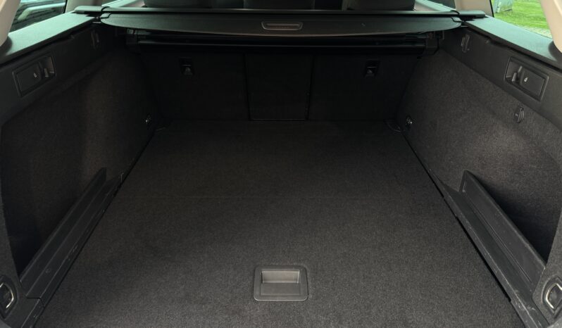 
Volkswagen Passat B8, 2.0Tdi,melna/ou full									