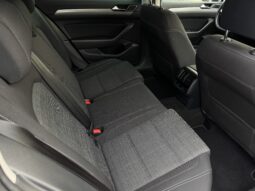
Volkswagen Passat B8, 2.0Tdi,melna/ou full									