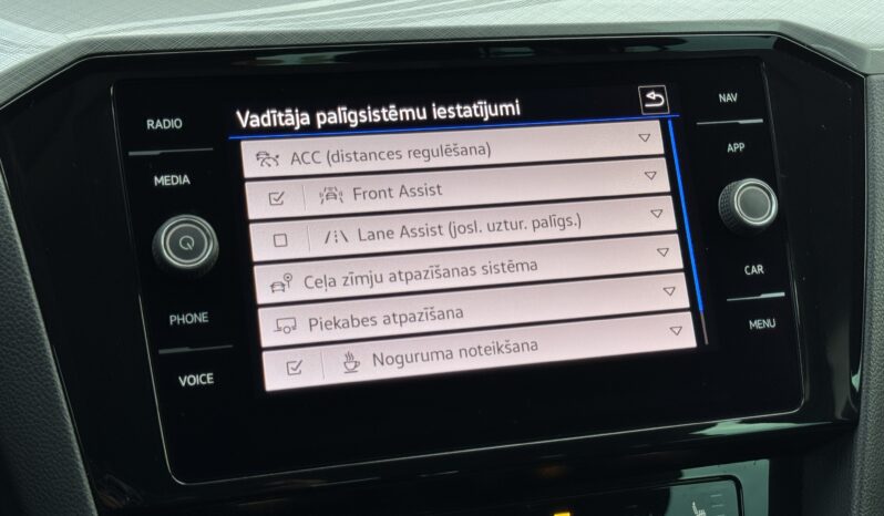 
Volkswagen Passat B8, 2.0Tdi,melna/ou full									