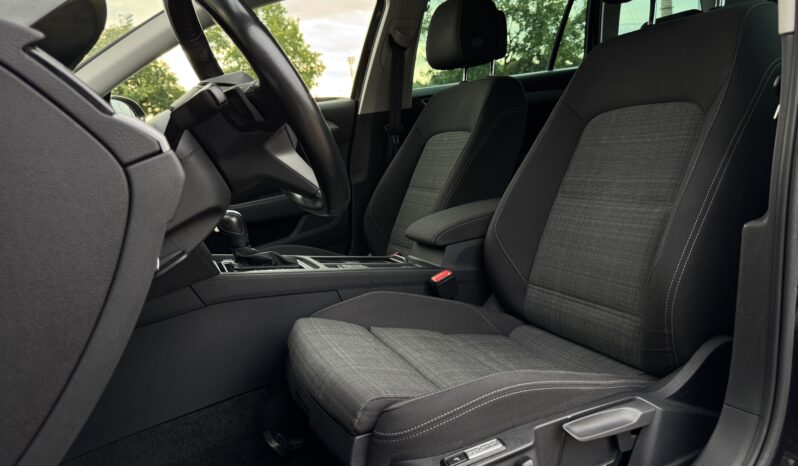 
Volkswagen Passat B8, 2.0Tdi,melna/ou full									