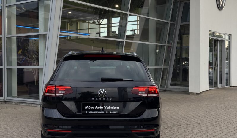
Volkswagen Passat B8, 2.0Tdi,melna/ou full									